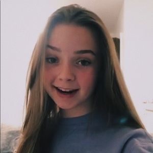 Meet your Posher, Marina